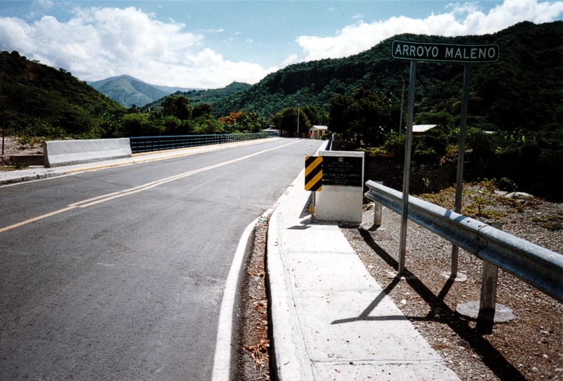 Arroyo Maleno, puente 2004